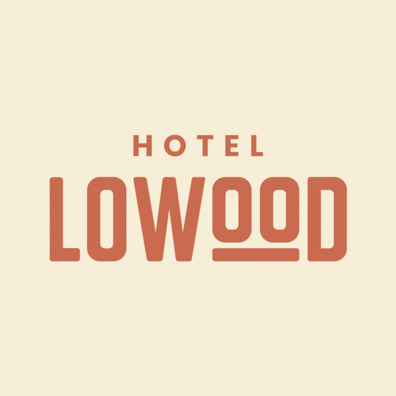 
					Hotel Motel Lowood
